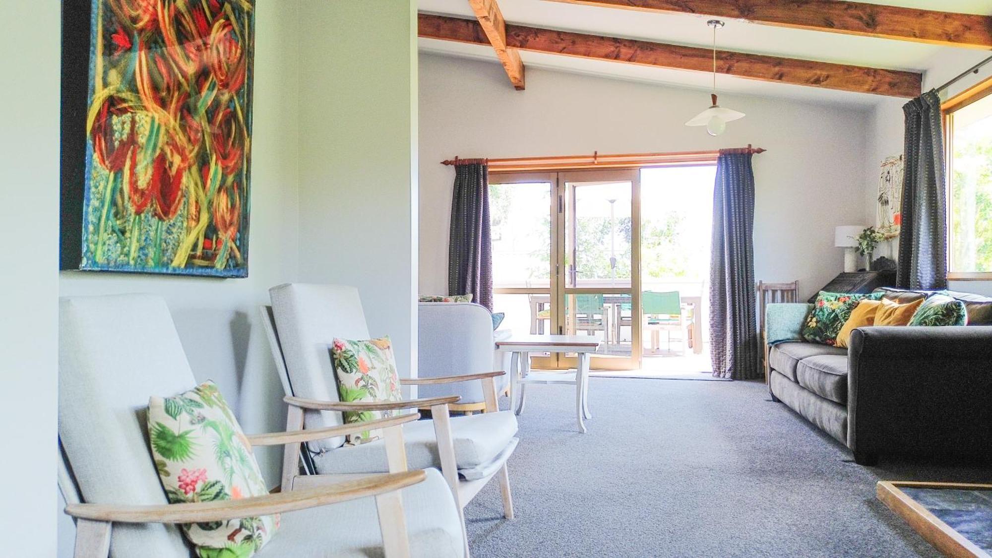 Large, Comfy, Stylish Apartment Havelock North Exteriör bild