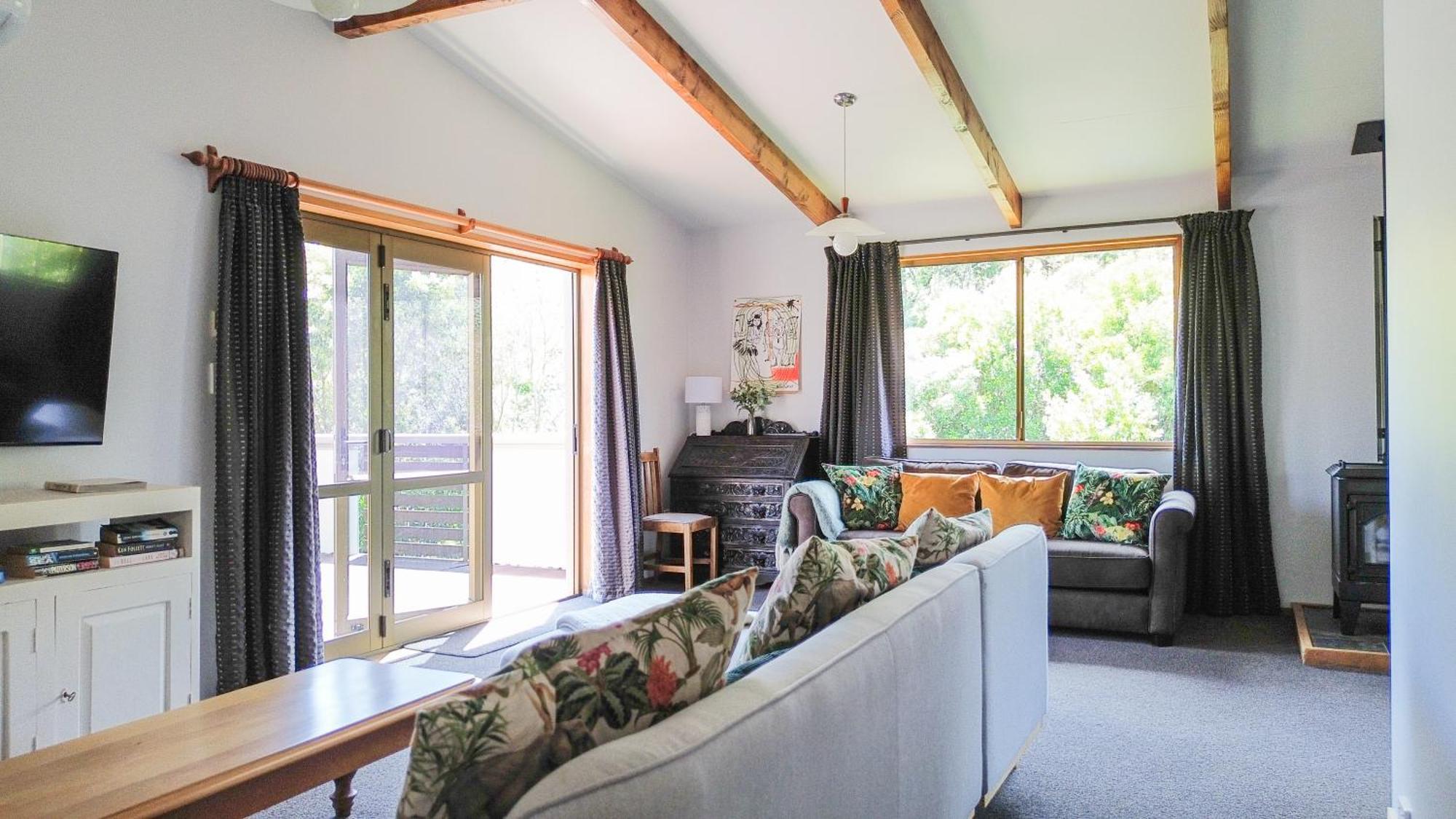 Large, Comfy, Stylish Apartment Havelock North Exteriör bild