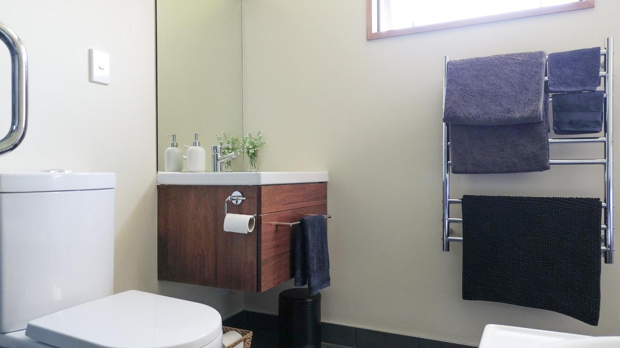 Large, Comfy, Stylish Apartment Havelock North Exteriör bild